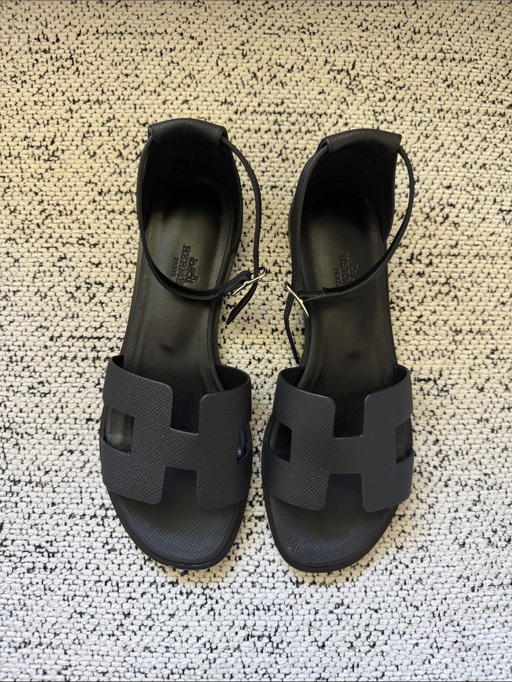 Hermes Santorini Ankle-Strap Sandal in Black - Picture 2 of 4